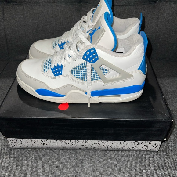 Jordan 4 military blue size 8 2012. - Picture 3 of 8